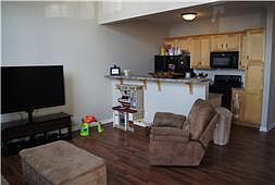 3rd image of 1002 Wildwood Dr #1002