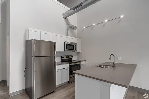 224 Hall St #14 Photo 1