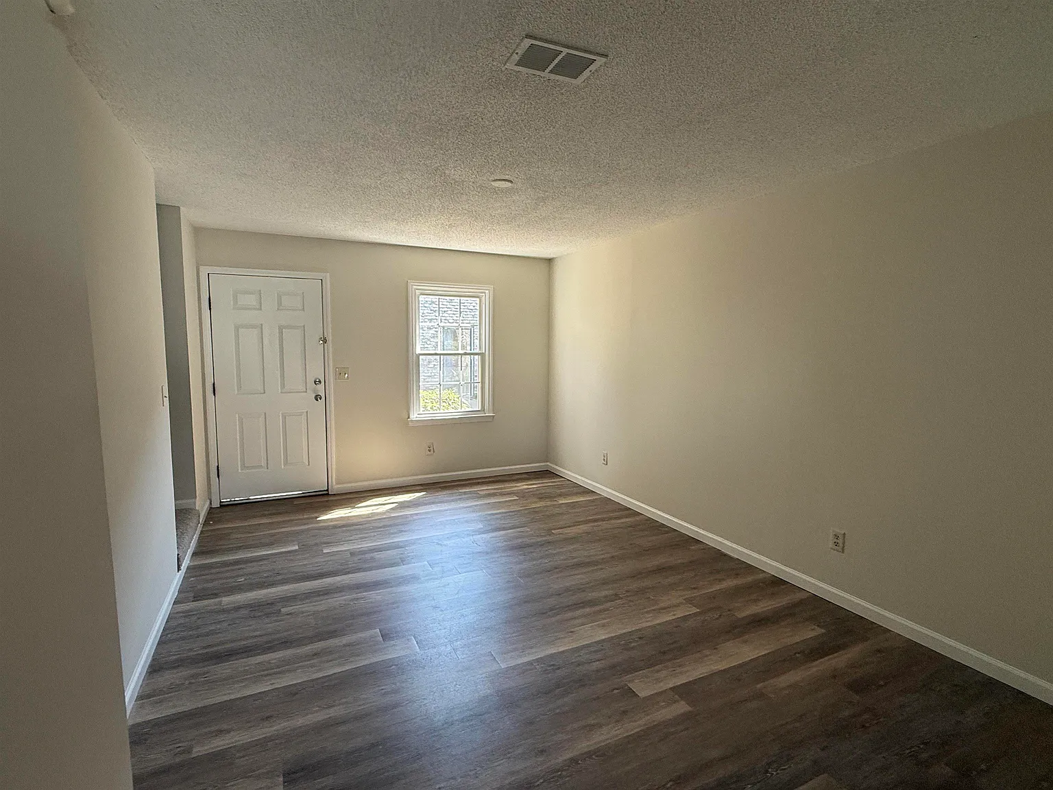 2 bed, 2.0 bath, 1024 sqft, $1,500 — Photo 4