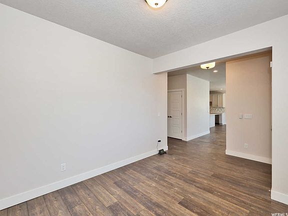 3rd image of 7076 W Adamo Dr