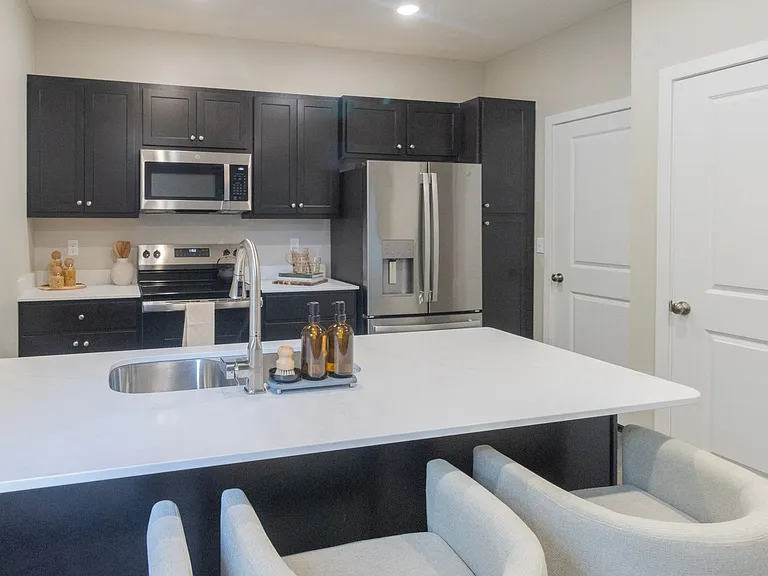 2950 N Creasy Springs Rd — Photo 30