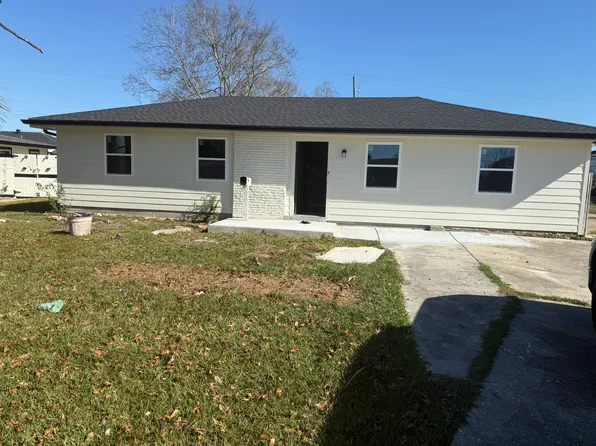 441 E Butterfly Cir, Gretna, LA 70056