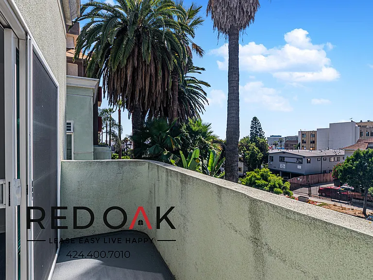 326 S Westlake Ave #201 — Photo 4