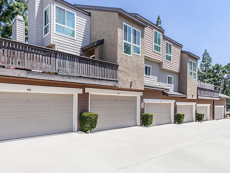 Canyon Crest Views — Photo 28