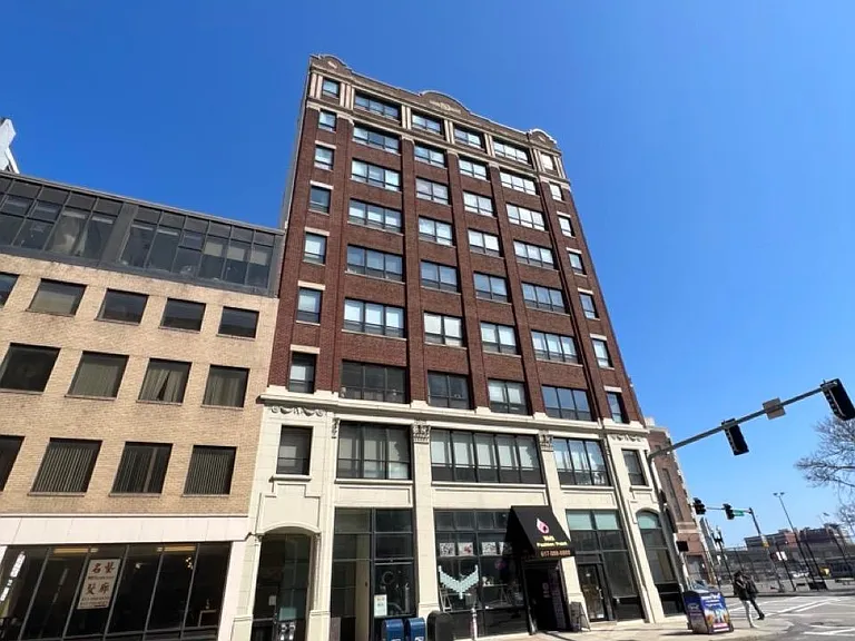 210 Lincoln St #304 — Photo 1