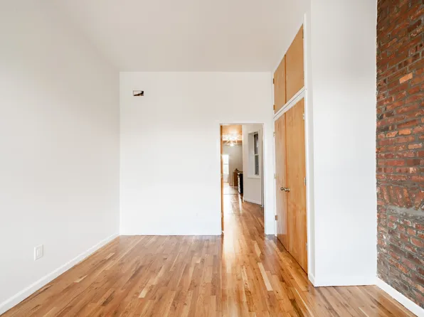 326 21st Street image 5 of 12