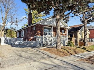 23 Marsh Rd, Toronto, ON M1K 1Y6