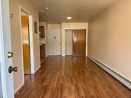 3rd image of 23-20 Broadway #4B