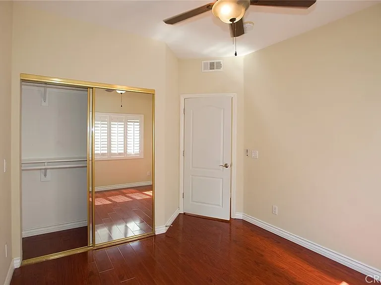 2345 Montrose Ave #5 — Photo 23