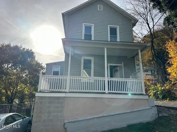 319 Baywood St, Johnstown, PA 15901