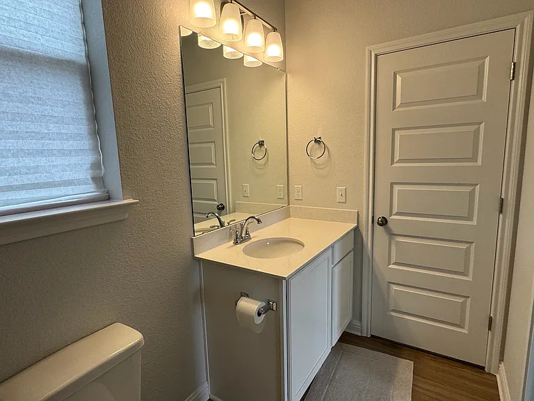 7404 Madonna Dr — Photo 11