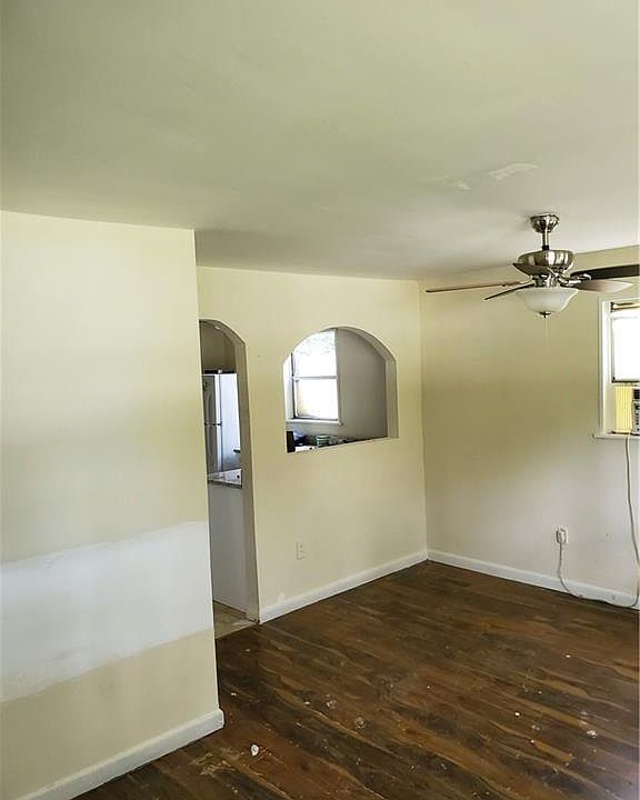 2nd image of 5306 McCarty St