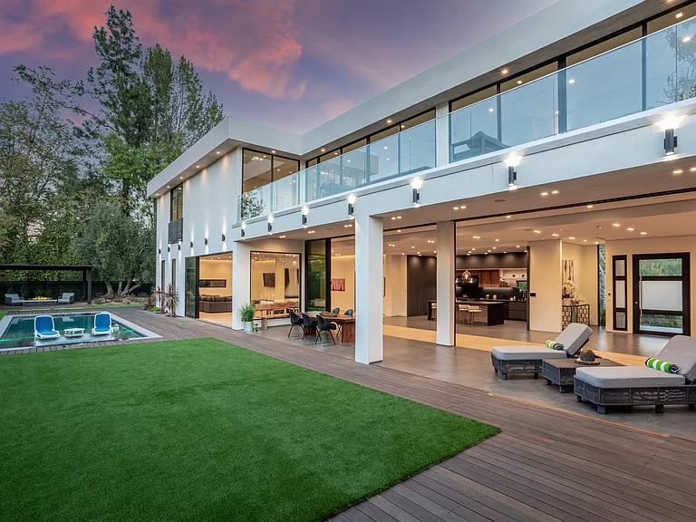 19333 Rosita St — Photo 10