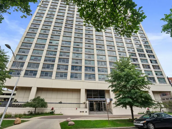5201 S Cornell Ave APT 4B, Chicago, IL 60615