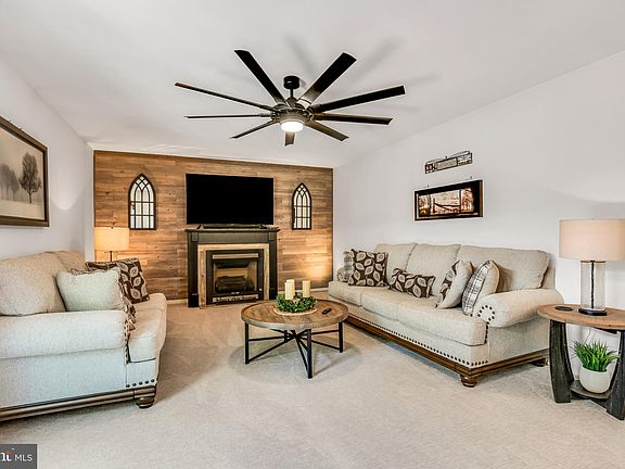 4th image of 28013 Cedar View Ct