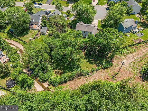 2nd image of 8008 Deward Ct
