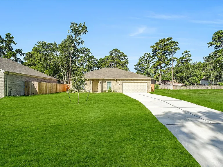 11931 Pondwood Dr — Photo 24