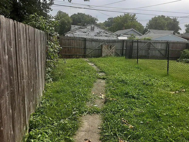 245 S Randolph St — Photo 9