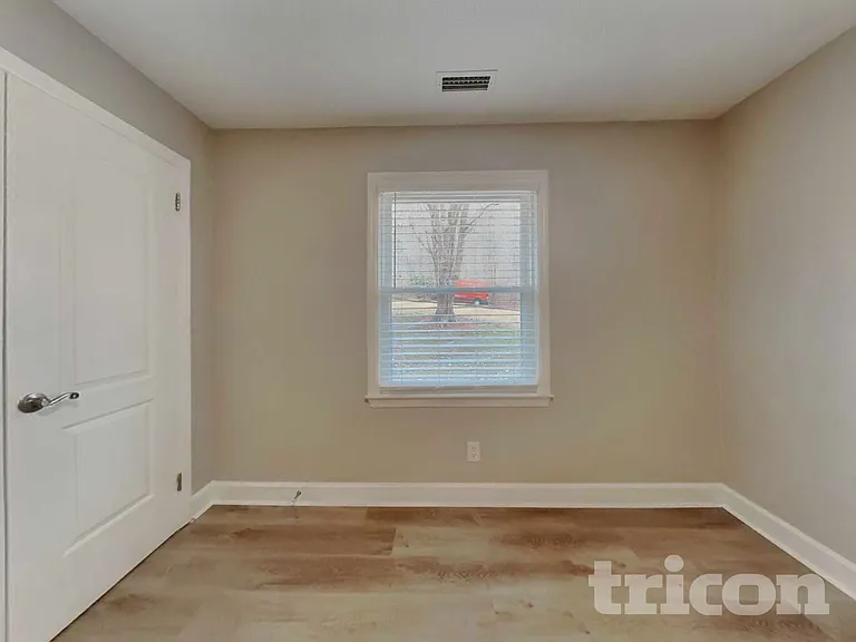1645 Ginger Dr — Photo 9