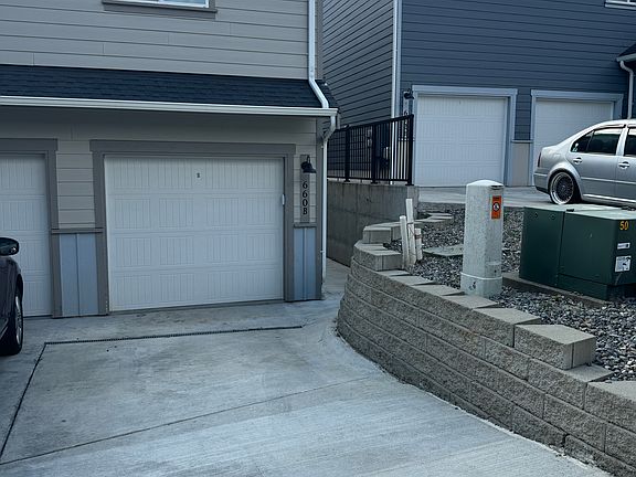 2nd image of 660 Hansen St SE #B