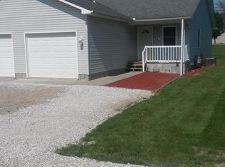 708 W Adams St, Alexandria, IN 46001