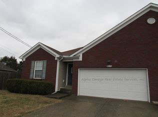 171 Red Hawk Dr, Vine Grove, KY 40175