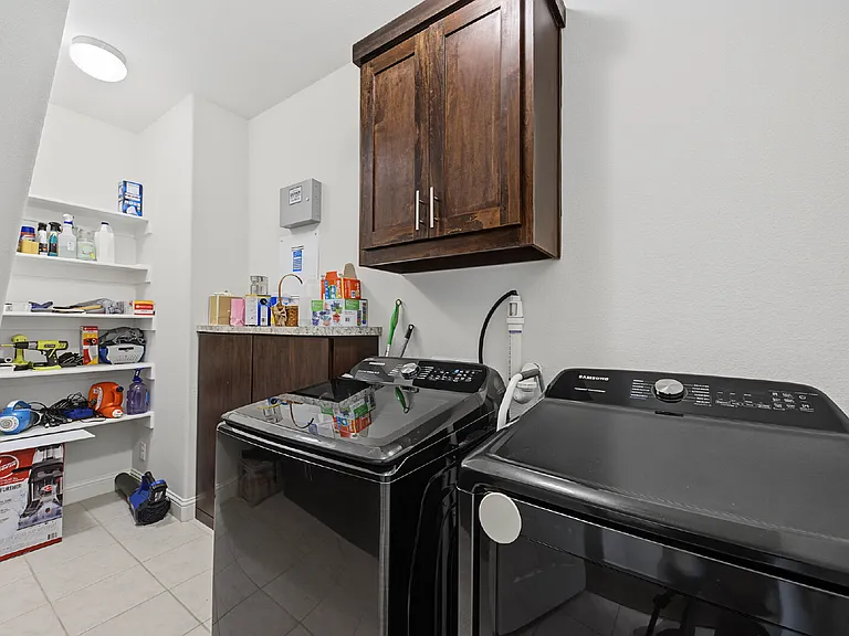 8701 Fairway Ln — Photo 35