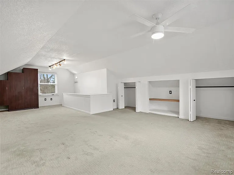 2090 Bradford Rd — Photo 21