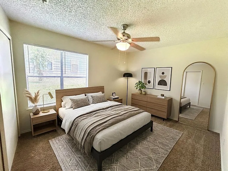 3607 Bremen Ave — Photo 9