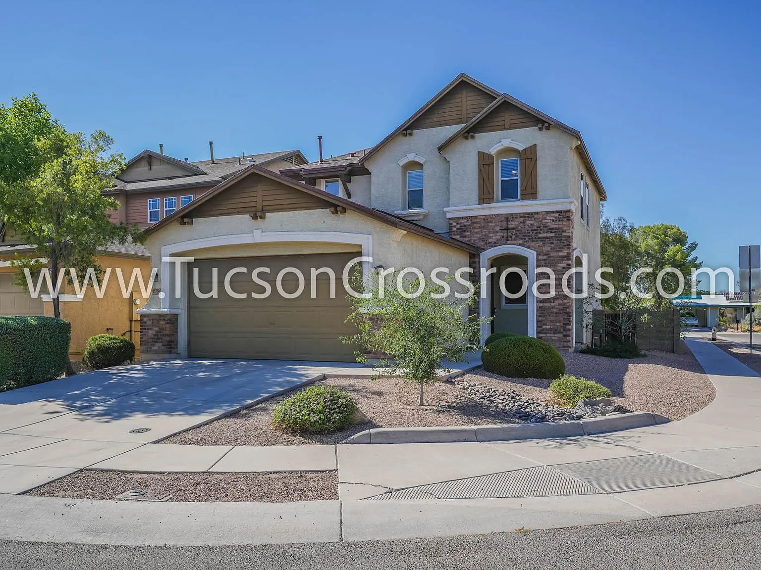 3 bed, 1642 sqft, $1,995 — Photo 1