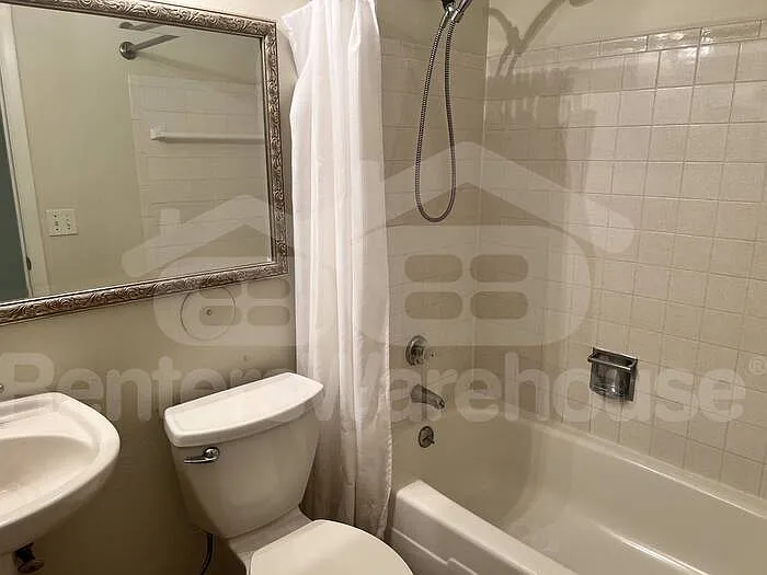 1470 Pine Row Ct — Photo 10