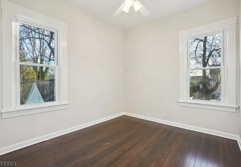 919 Brown Ave — Photo 10