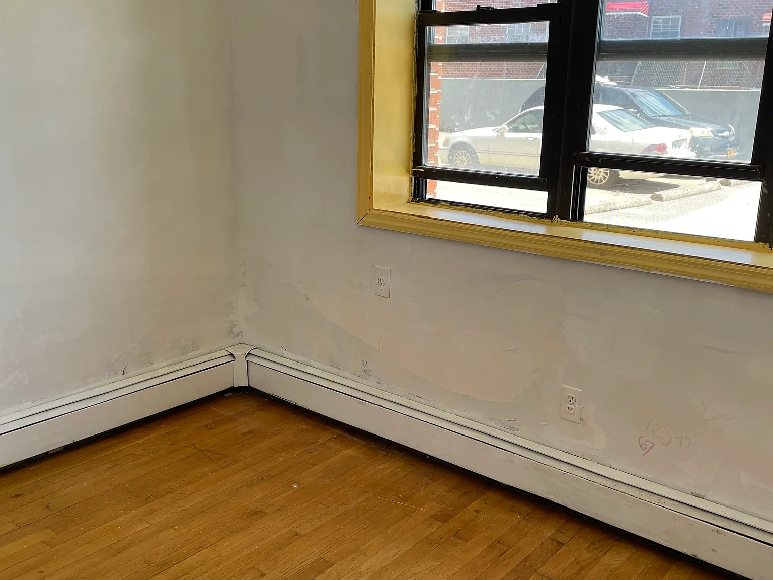 2 bed, 600 sqft, $2,200 — Photo 1