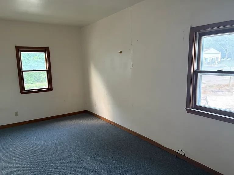 710 Locust St — Photo 13