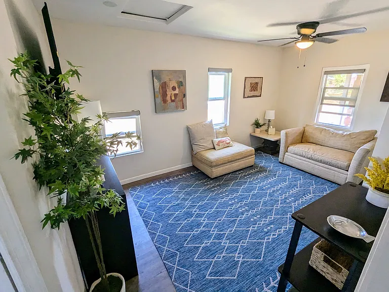 2074 Newton Ave #B — Photo 14