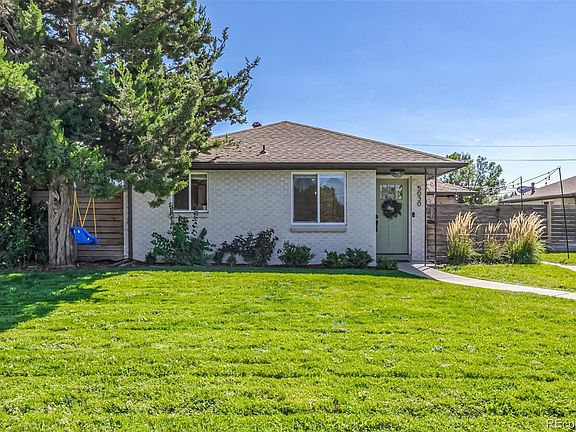 3rd image of 5030 E 33rd Avenue