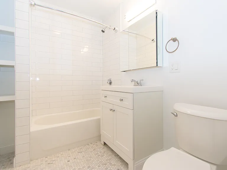 175 Hemenway St #11 — Photo 7