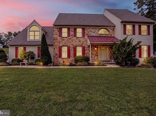 245 E Main St, Brownstown, PA 17508
