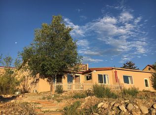 38 Leyba Arroyo Rd, Taos, NM 87557