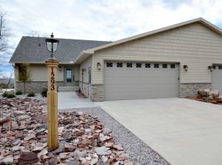 1293 Timber Ridge Rd, Iron Mountain, MI 49801