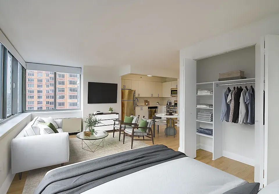 800 6th Ave #21A