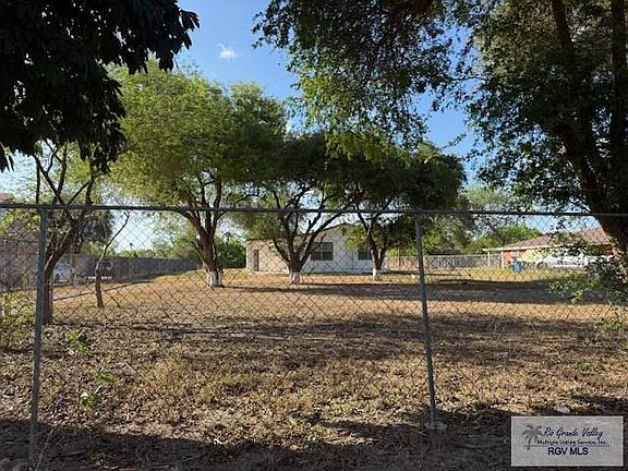 2nd image of 1734 Morningside Rd #27