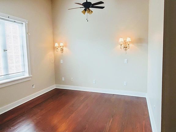 4th image of 517 Dumaine St #2R