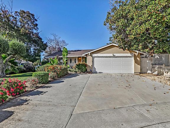 2nd image of 3074 Ancrum Ct