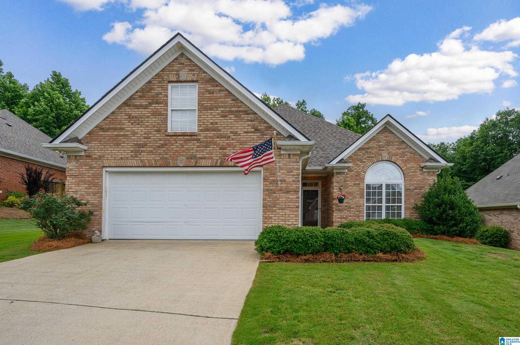 6479 Misty Ridge Dr, Birmingham, AL