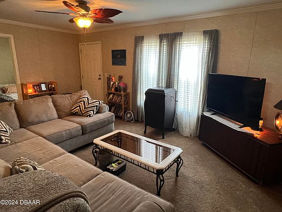 4th image of 5403 Taylor Ave