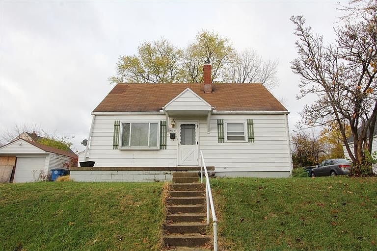 1st image of 625 Alexander Dr