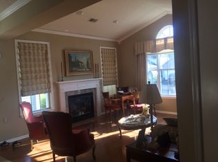 19 Honeysuckle Ct, Brick, NJ 08724