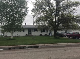 614 Rensvold Blvd, Moorhead, MN 56560