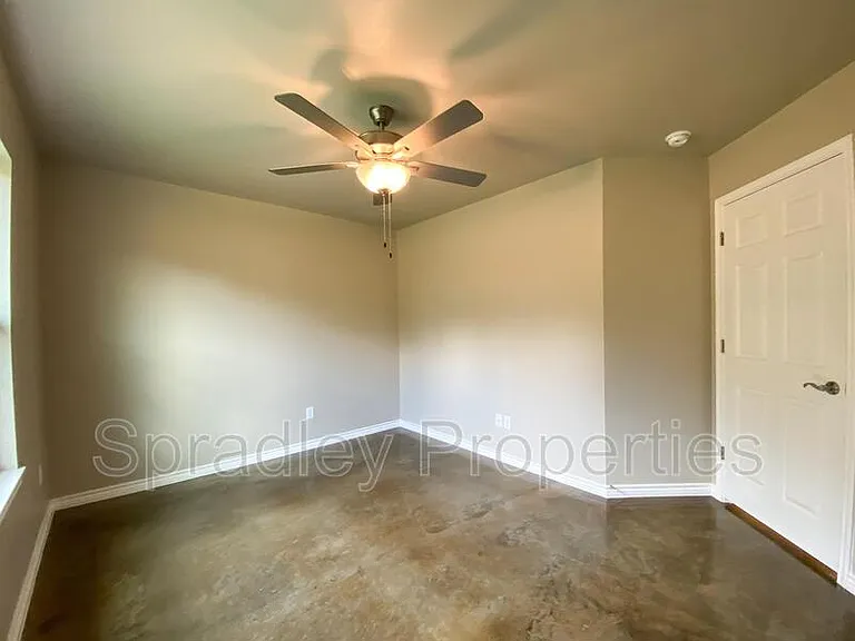 502B N 3rd St — Photo 6